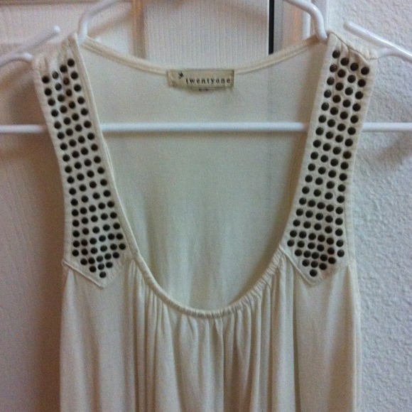 Flowy top - Picture 2 of 2