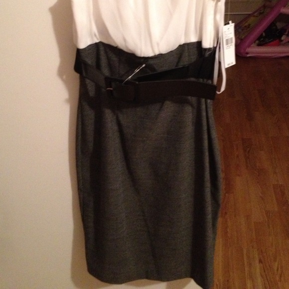 Dress - Picture 2 of 3