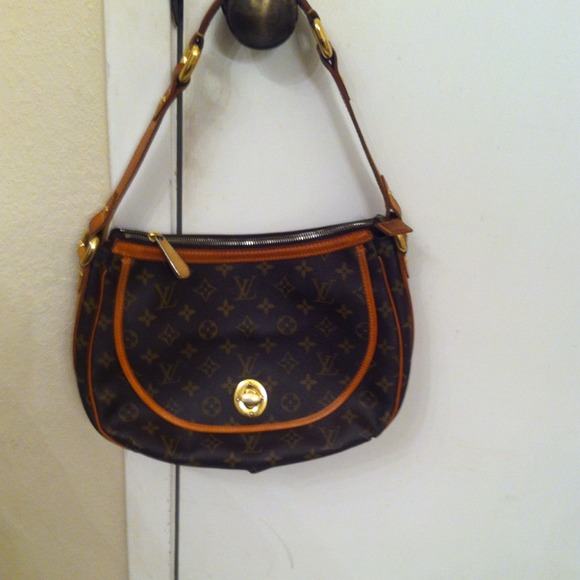 Purse - Picture 3 of 4