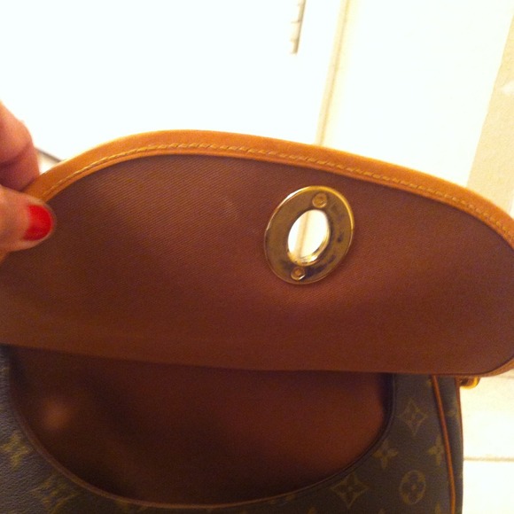 Purse - Picture 4 of 4