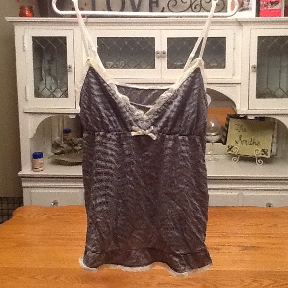 👛SOLD in Bundle 👛 - Tank Top