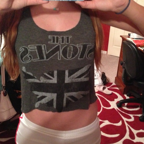 TRADED brandy melville shirt! - Picture 2 of 3