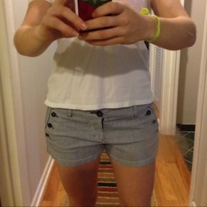 🚫Traded🚫AE blue and white striped shorts.