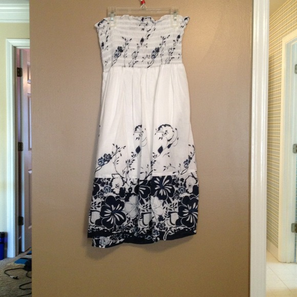 A white no straps sundress