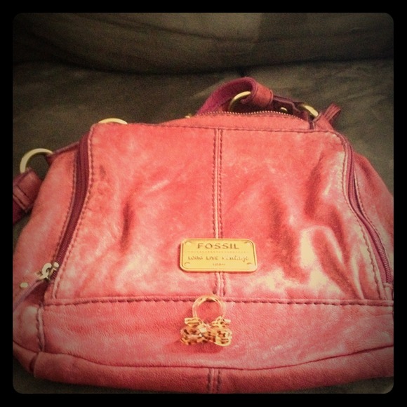 Bundled!! Fossil bag & F21 cheetah ring!