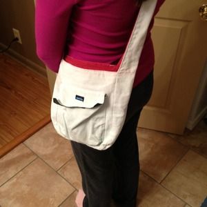 Reversible Kavu Crossbody!