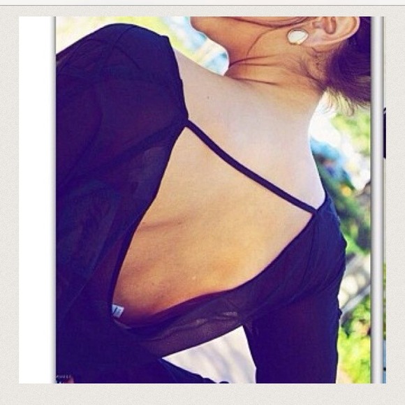 Sexy Low Back Sleeve Detail Top