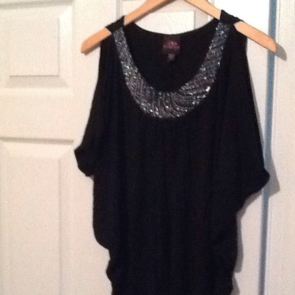 Bundle for socalgirl89 and Bebe black top