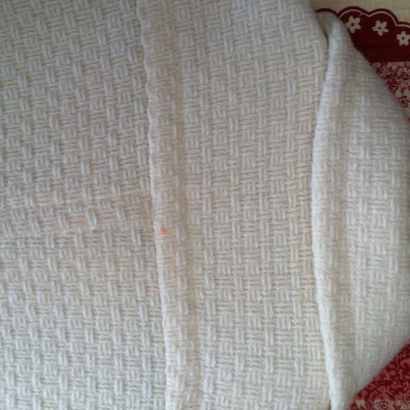 Cream coat - Picture 3 of 3