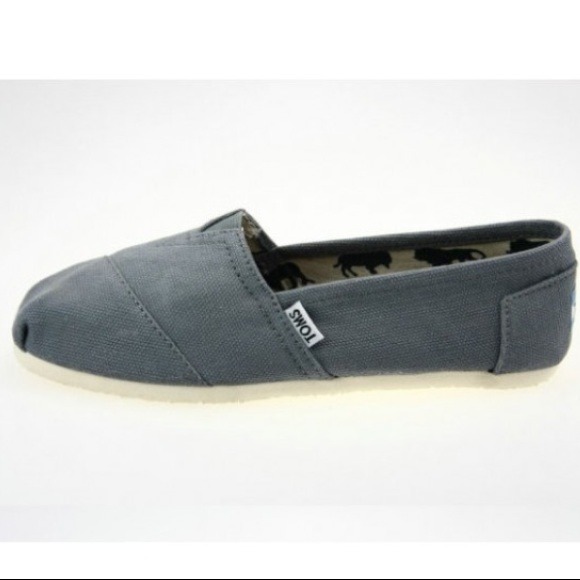 Grey Toms