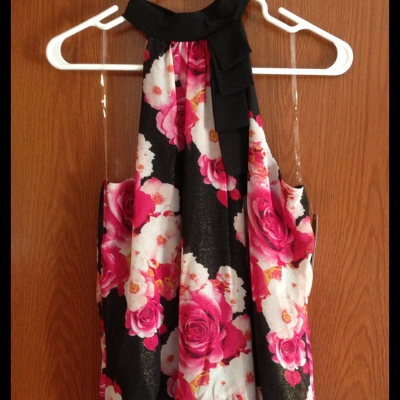 Around the neck shirt