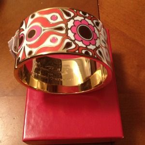 Kate Spade wide magnetic bangle,authentic,no trade