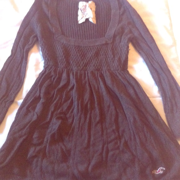 Hollister chocolate brown sweater!