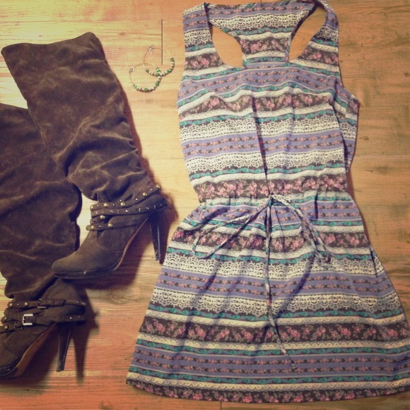 Sold bundle!!! Adorable Top!