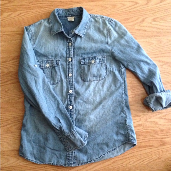 J. Crew Tops - j. crew keeper chambray shirt // sz 0
