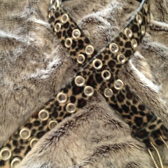 Leopard belt small-medium adorable!