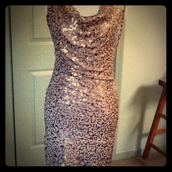 Max Studio sleeveless dress