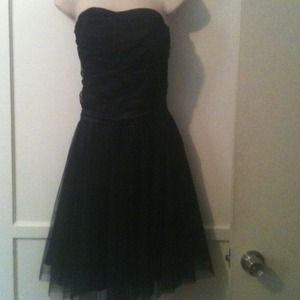 TRADE__Strapless black tulle evening dress