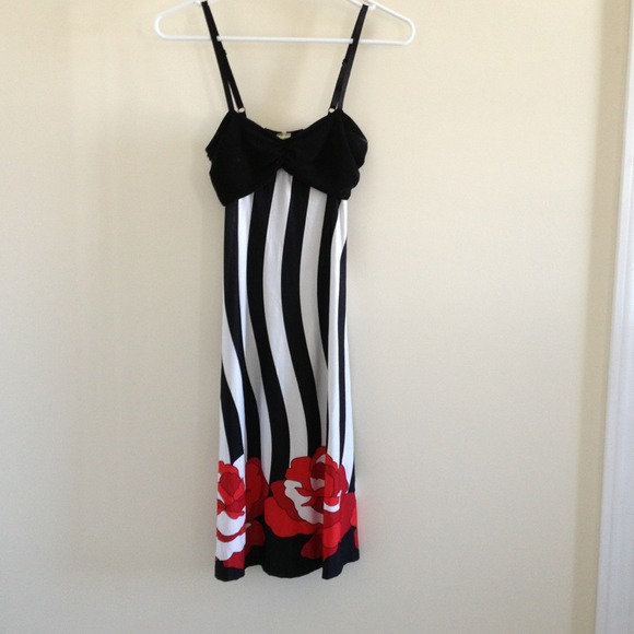 Reserved!    Awesome dress