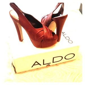 Reduced❗❗Brown leather sling back platform sandals