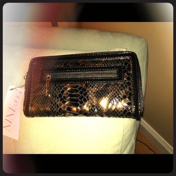 Nine & Co. Wallet