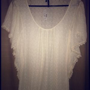 NWT Butterfly Sleeve Lacey Top