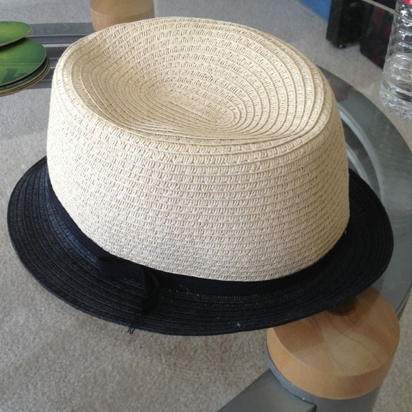 J. Crew Accessories - J crew fedora