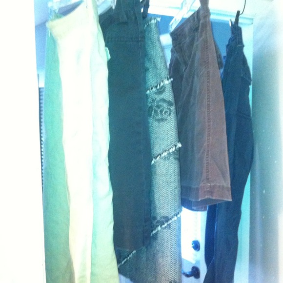 "LOT" All Sz 14! 4 skirts and 1 pair of capris!!