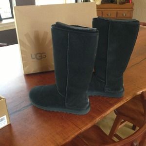 Size 10 uggs