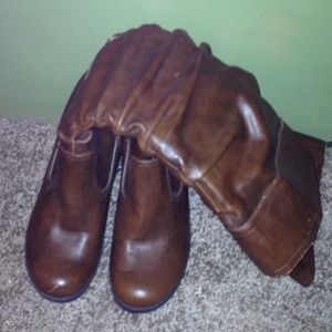 New Directions Boots size 8 1/2-9
