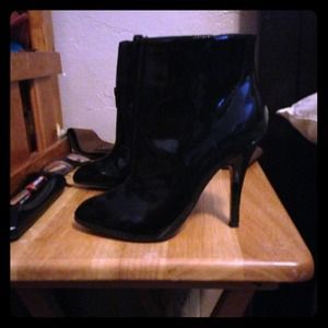 Black Cathy jean booties