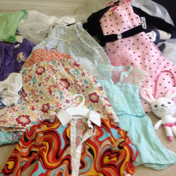 Girls 2-4t bundle Name Brand new-play clothes