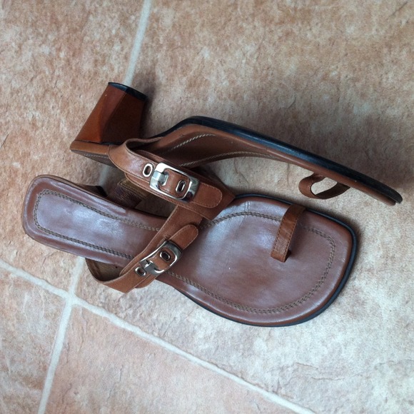 Reduced - Nine West sandals size 6.5