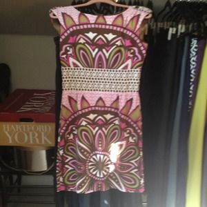 Nicole by Nicole Miller size 4 printed sheath.