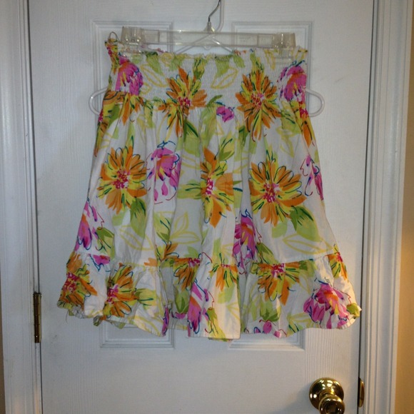 Jr's flower skirt