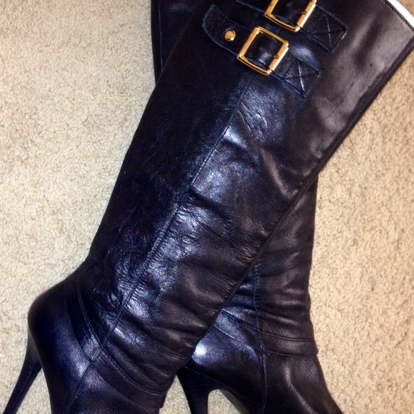 Steve Madden leather boots