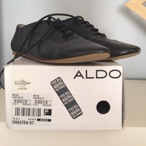 RESERVED for @ajasajaw Black, size 10, flat Aldo