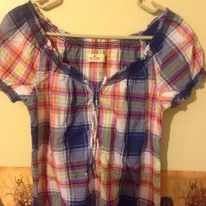 Hollister shirt, size L.  Fits M