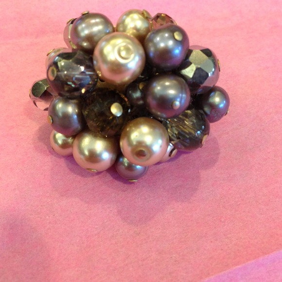 Stella & Dot - Sophia Cluster ring/Smoky