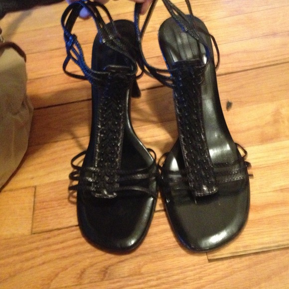 Nine West strappy sandal pumps