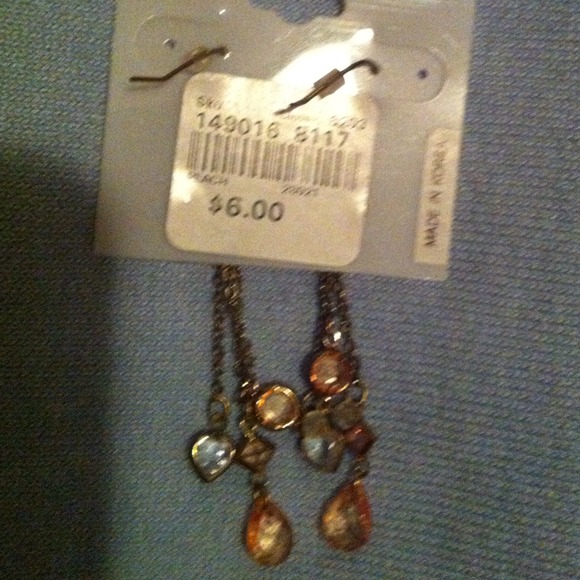 Earrings🔴Just Reduced to sell 🔴 - Picture 3 of 3
