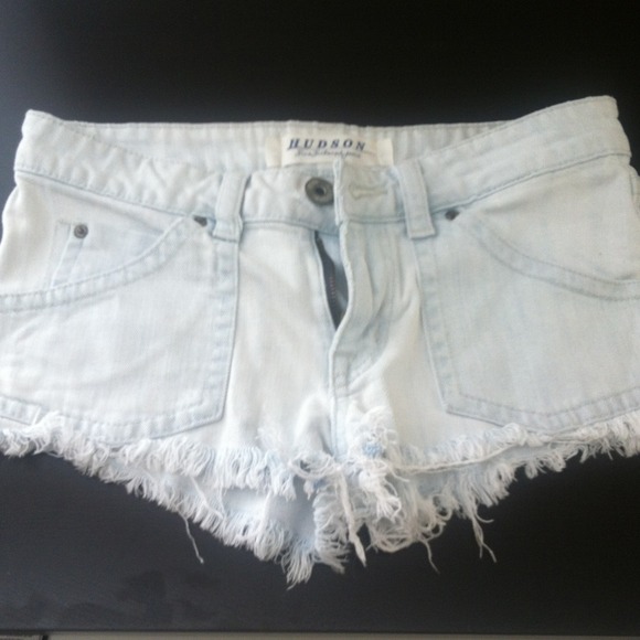 SOLD Self made Hudson light shorts size 28!
