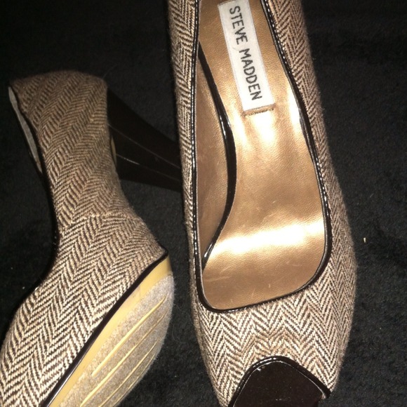 heels !!!!sold in bundle !!!
