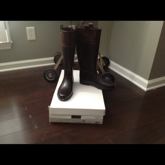 Reserved till Friday- Banana Republic Rain Boots