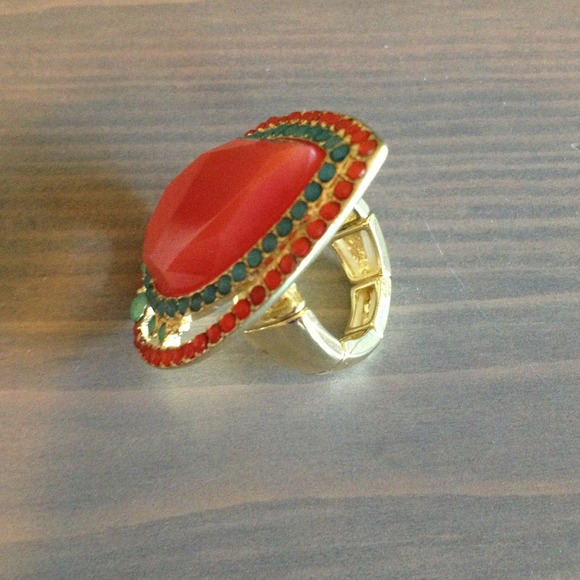 Ring - Picture 2 of 3