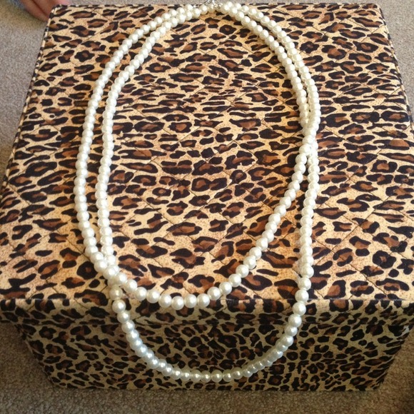 Pearl necklace