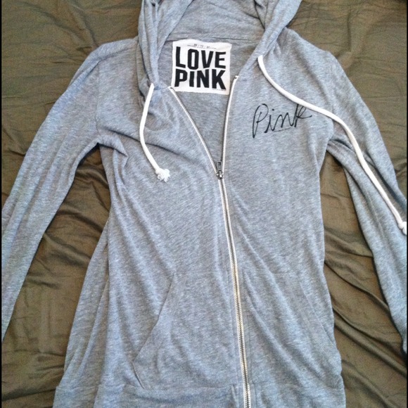 TRADE W/ @dviouschic. VS GREY ZIP UP.