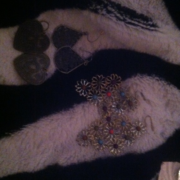 Jewlery! - Picture 3 of 3