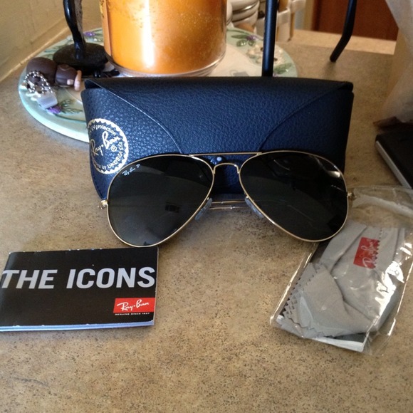 Polarized ray bans