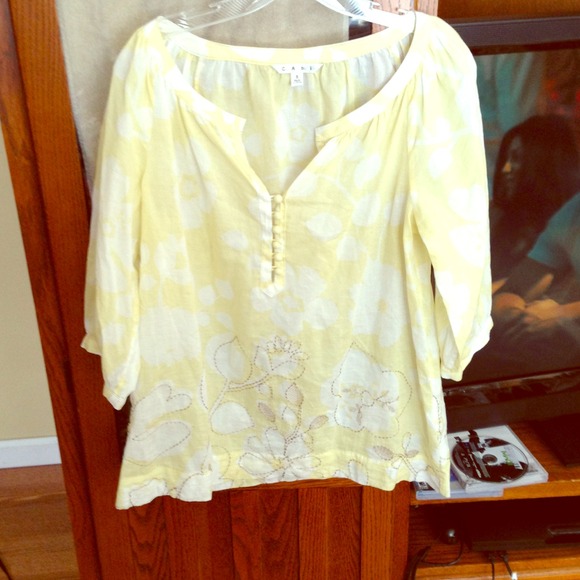 Pale yellow and white floral embroidered tunic top